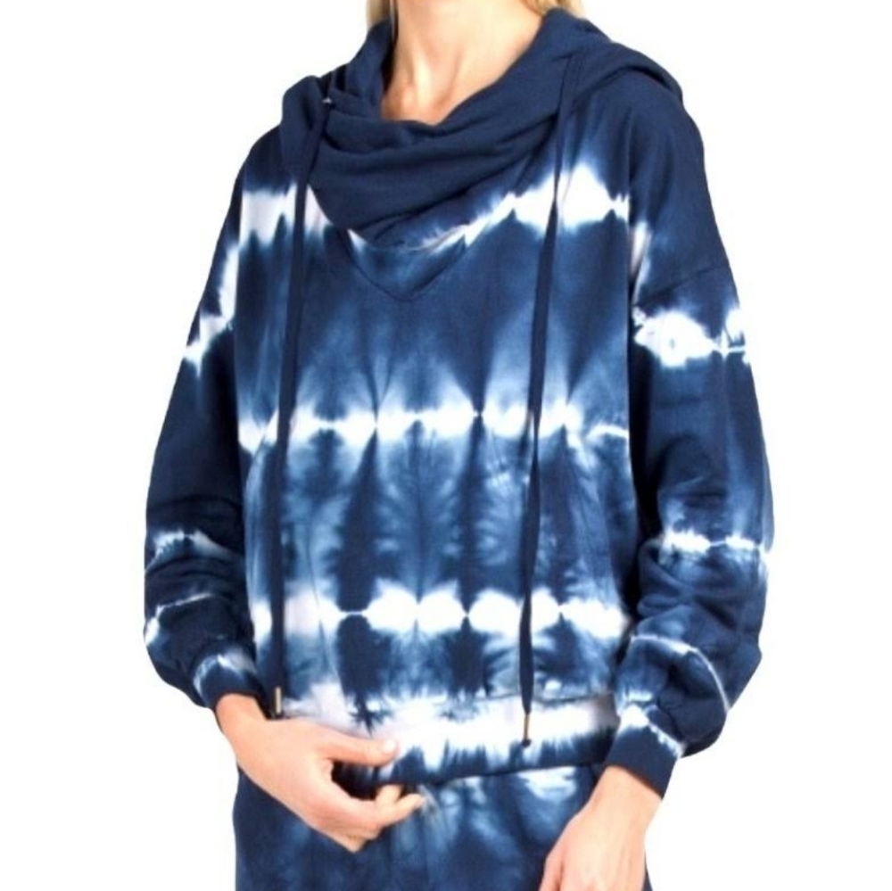 Young Fabulous & Broke Piper Blue Tie Dye Oversized Pullover Hooded Sweatshirt